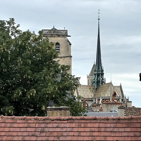 Apartment Vue Cathedrale St-benigne *